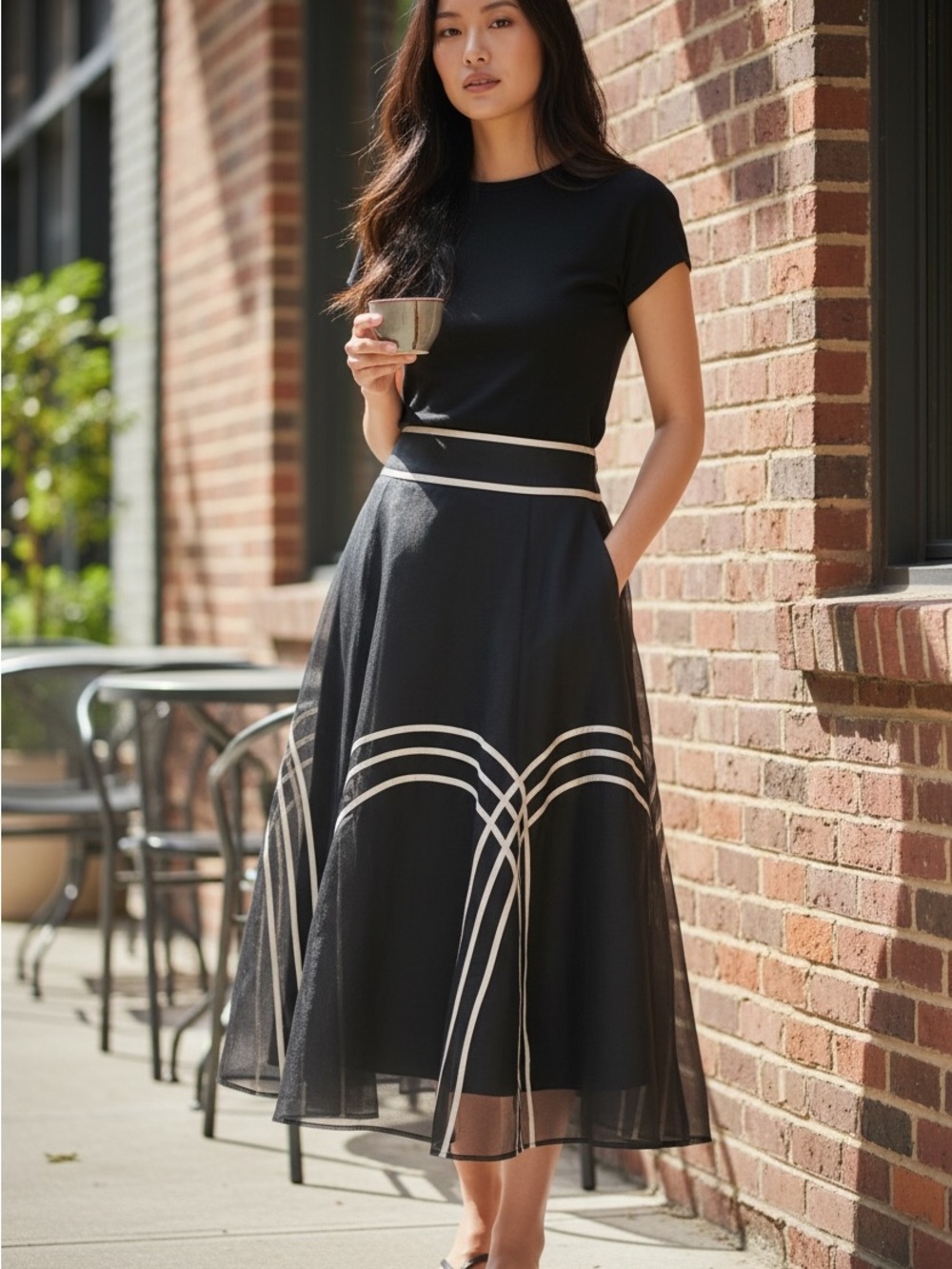 LOFT Ann Taylor Women’s Size 14 Black Mesh Overlay A-Line Skirt White Stripe
